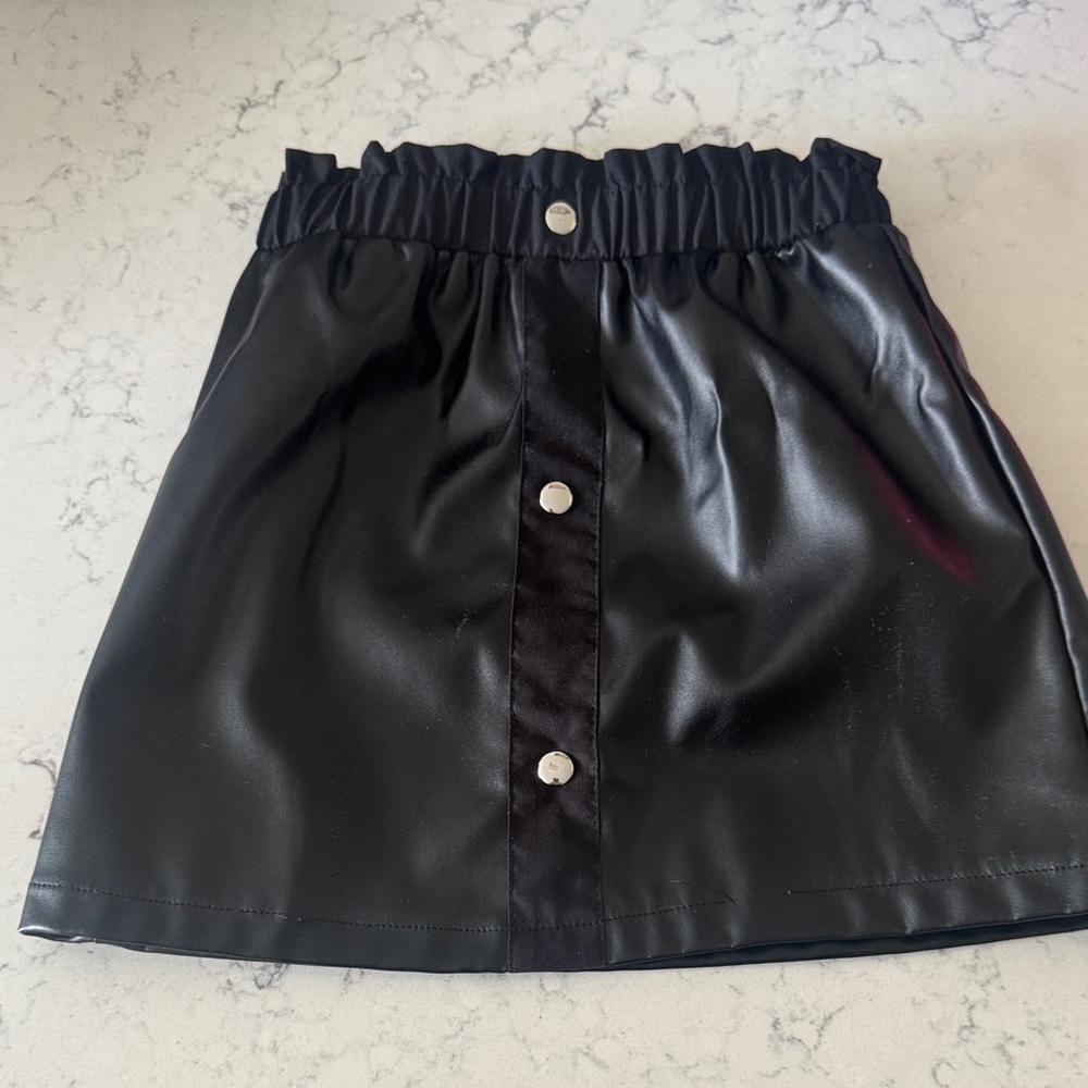 Girls faux leather skirt size 6